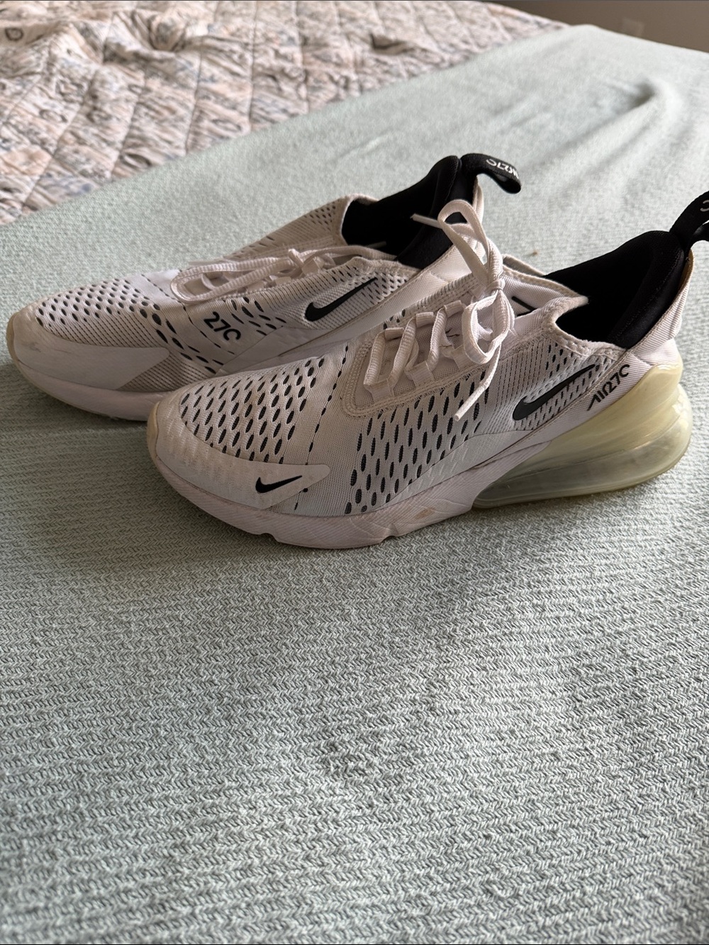 Nike Women’s White and Black Air 270 Sneakers